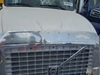 2006 Volvo VNL Semi Truck