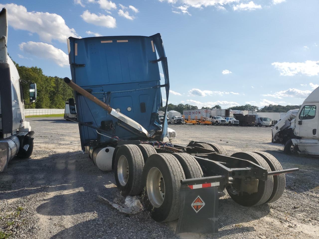 2022 International LT625 Semi Truck