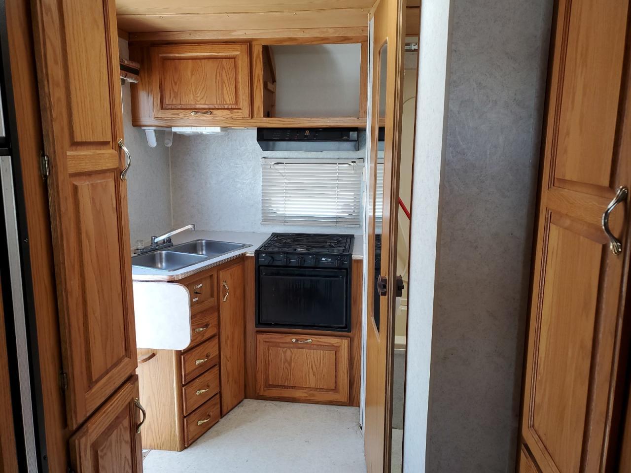 1997 Ford Econoline E350 Cutaway Van