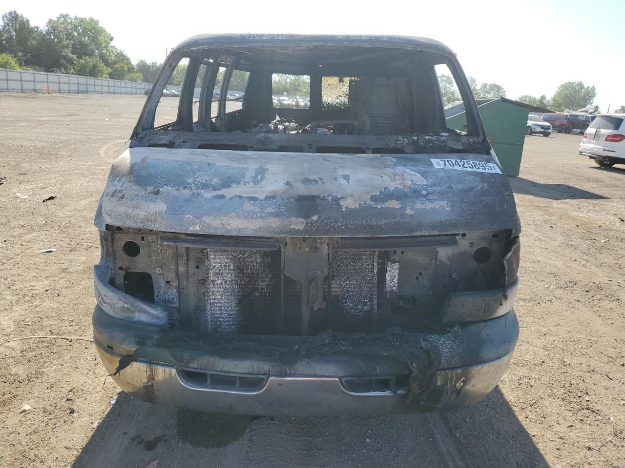 1999 Dodge RAM Van 3500 127
