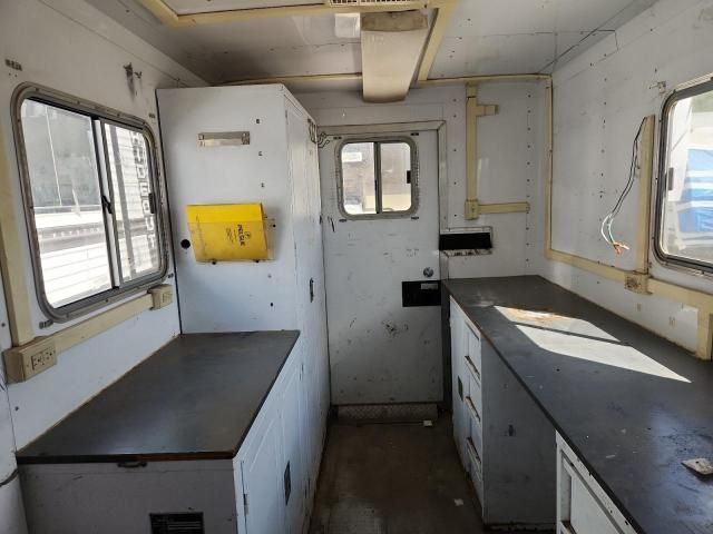 2007 Featherlite Mfg Inc 2007 Featherlite Fiber Optic Spicling Trailer