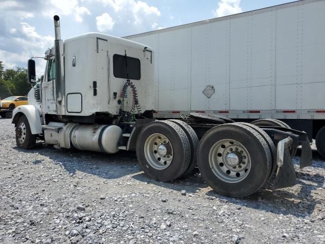 2020 Freightliner 122SD Semi Truck