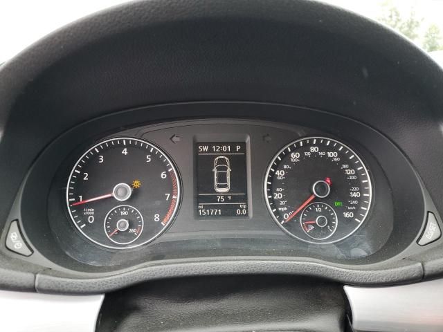 2013 Volkswagen Passat SE