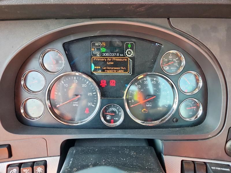 2020 Kenworth T880 Semi Truck