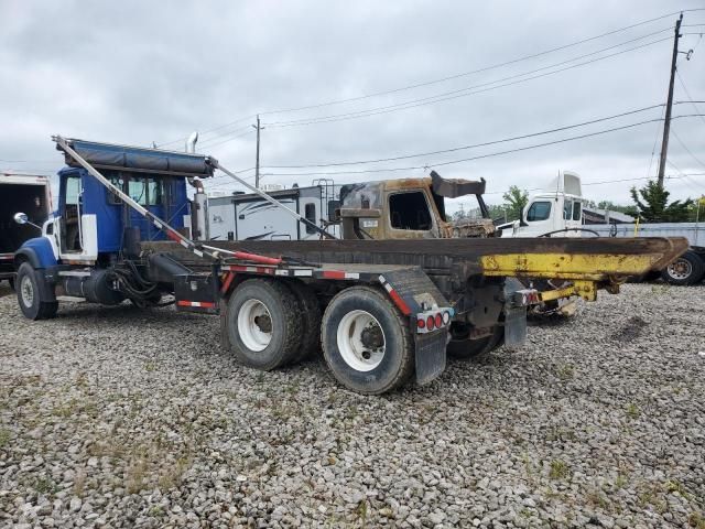2004 Mack CT-Trucks Yard Truck