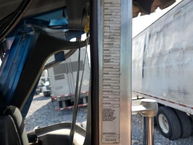 2012 Kenworth T800 Semi Truck