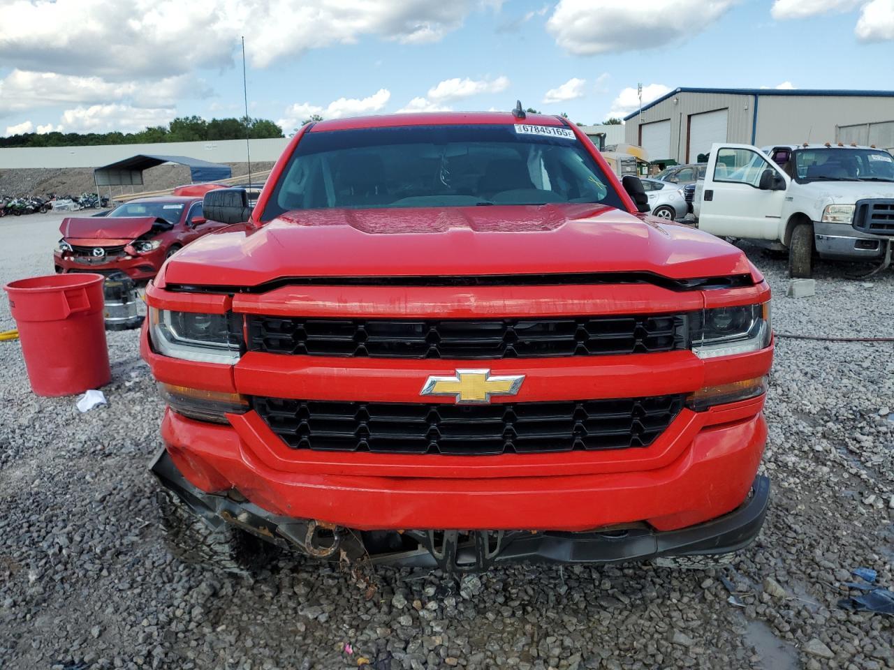 2018 Chevrolet Silverado K1500 Custom
