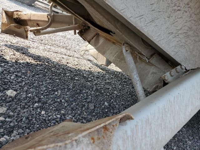 2011 Laro 2011 LEE DT975EPUMP-Construction Trailers Bottom