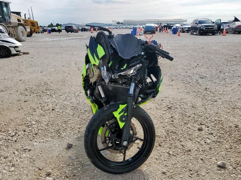 2018 Kawasaki EX400