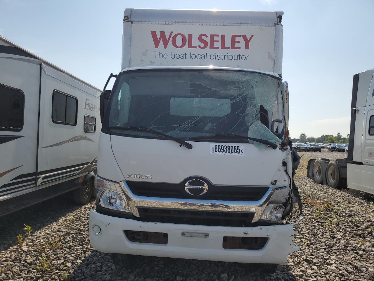 2019 Hino 195