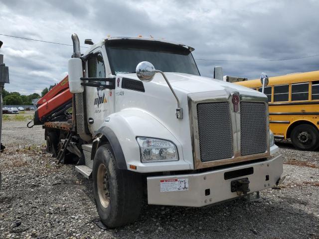 2020 Kenworth T880 Crane Truck