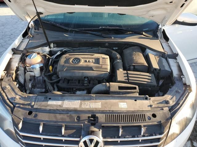 2014 Volkswagen Passat SEL