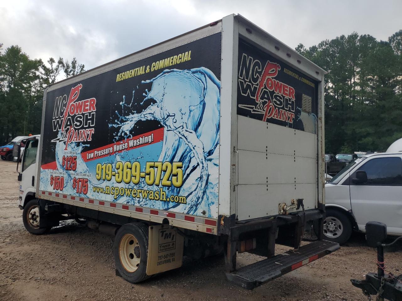 2018 Isuzu NPR HD