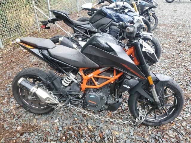 2023 KTM 390 Duke