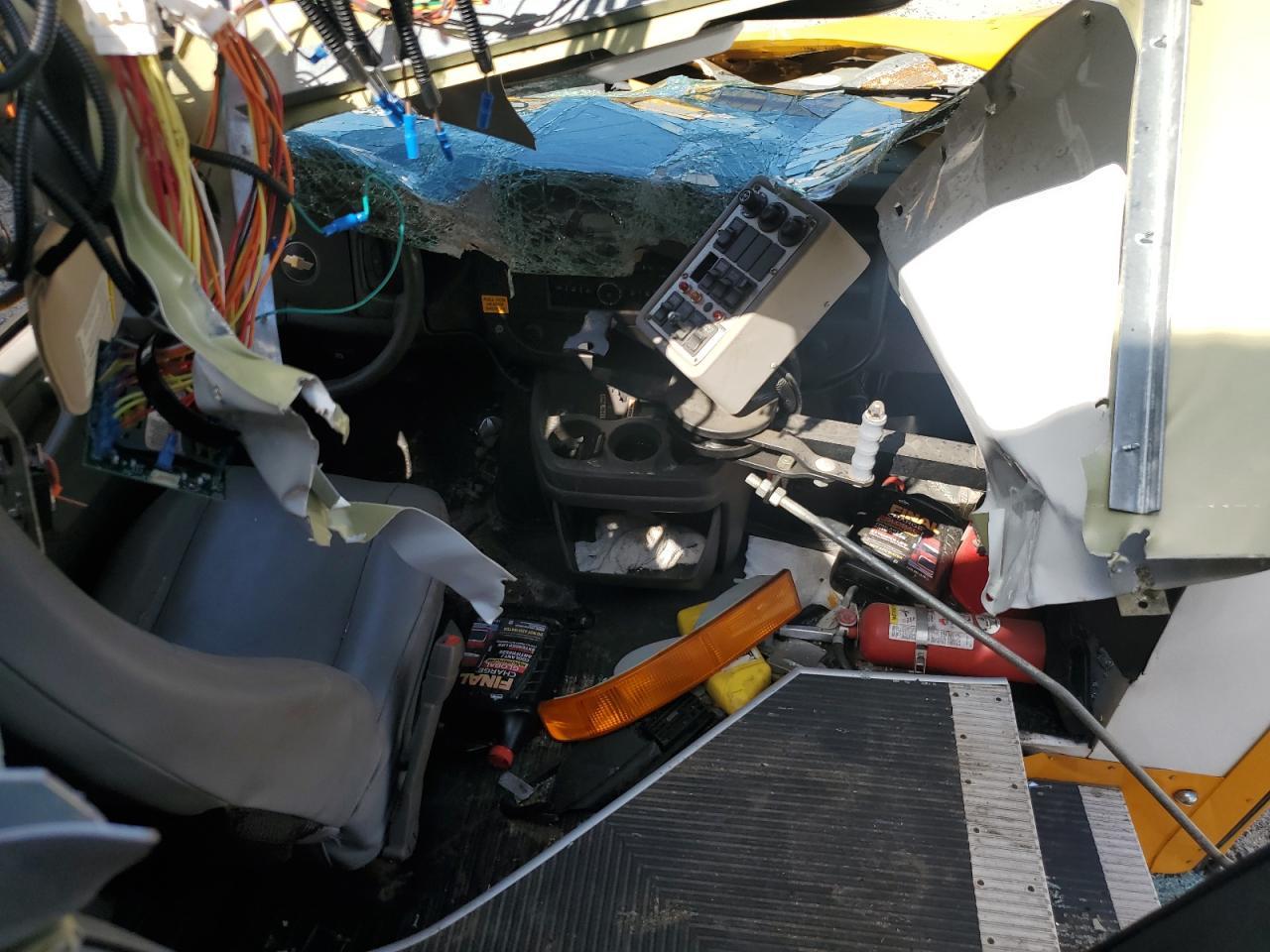 2010 Chev Express G3500