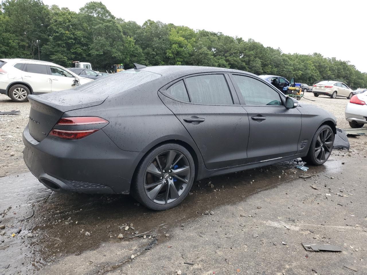 2022 Genesis G70 Base