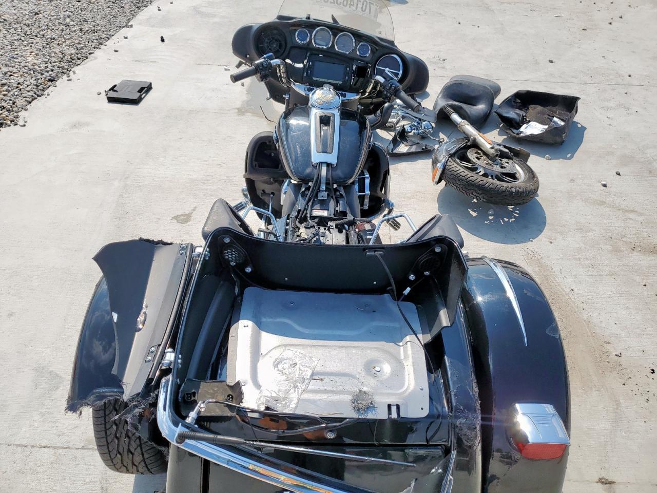 2014 Harley-Davidson Flhtcutg TRI Glide Ultra