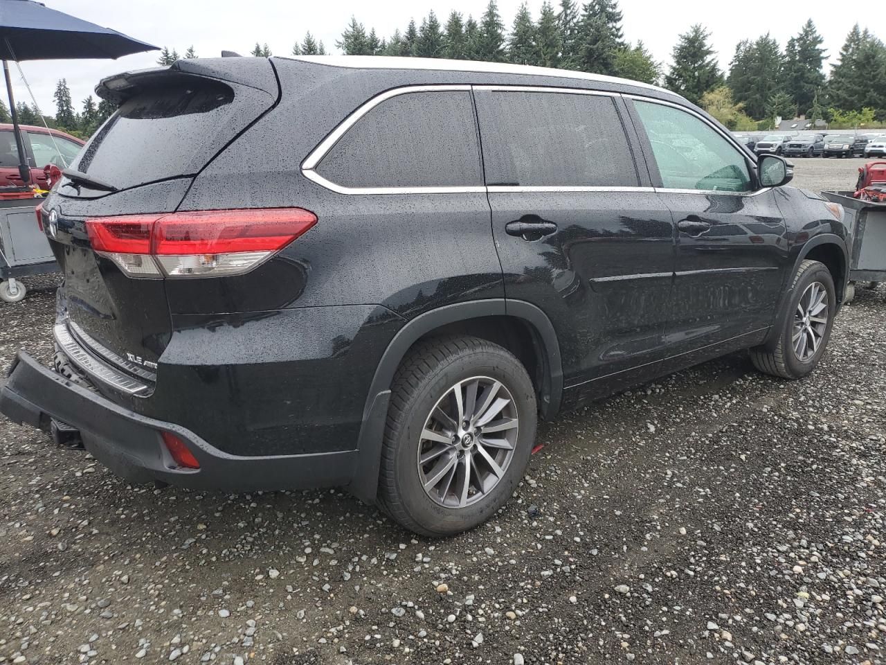 2018 Toyota Highlander se