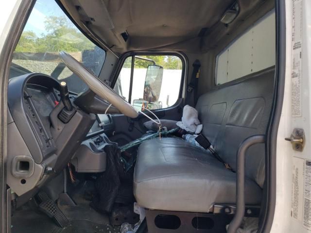 2005 Freightliner M2 106 Medium Duty