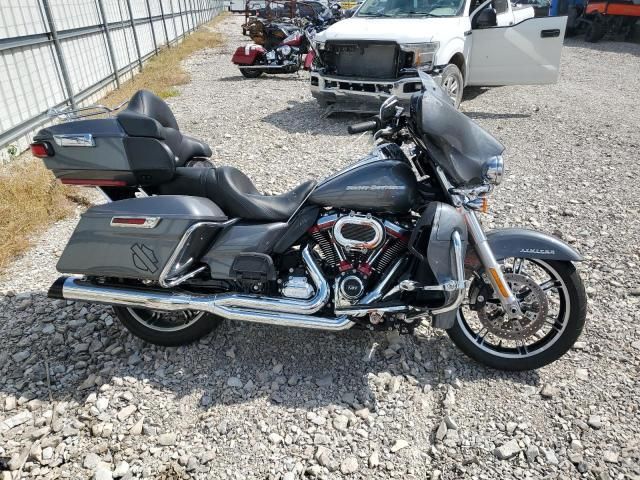 2022 Harley-Davidson Flhtk