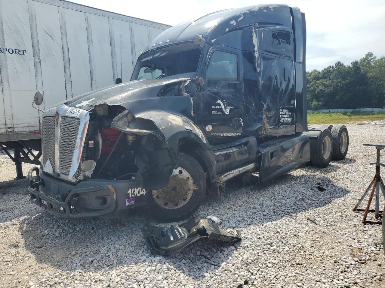 2019 Kenworth T680 Semi Truck