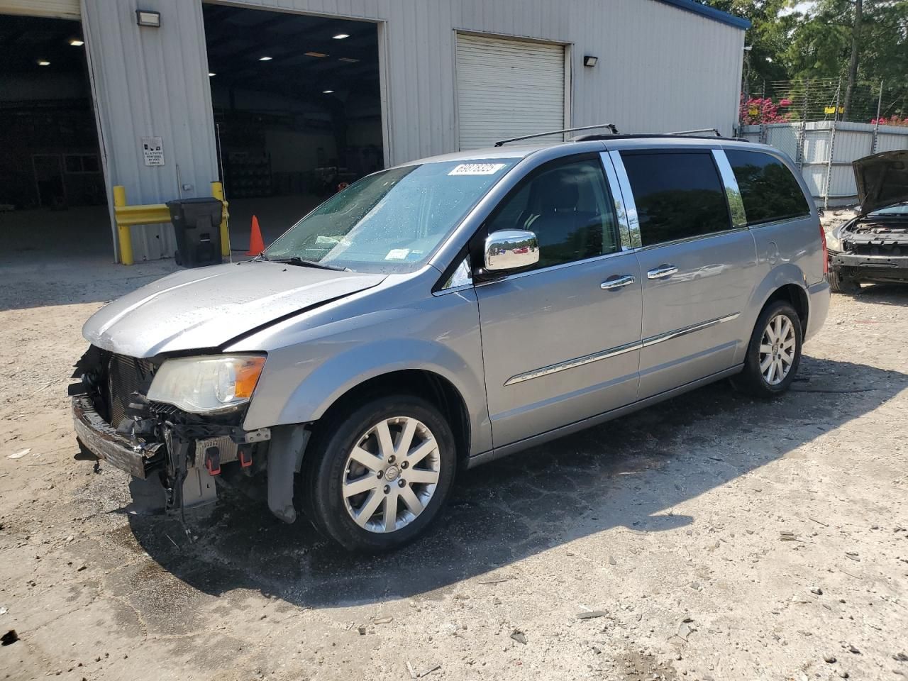 2014 Chrysler Town & Country Touring