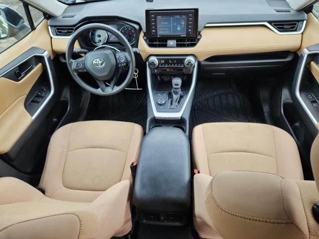 2020 Toyota Rav4 le