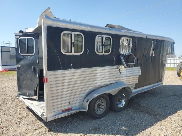 2004 Featherlite Mfg Inc 2004 Featherlite 8541 Livestock Trailer
