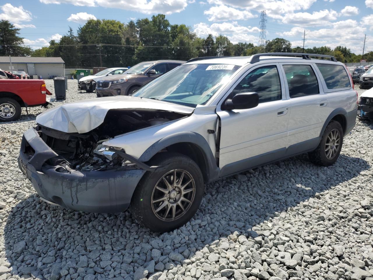 2004 Volvo Xc70