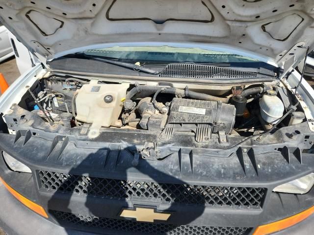 2008 Chev Express G15