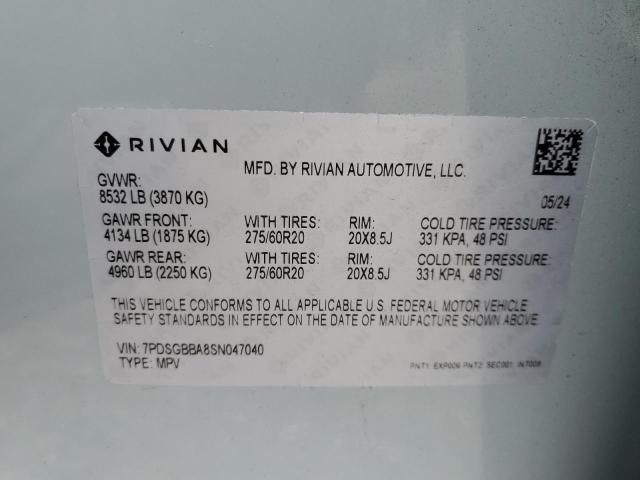 2025 Rivian R1S Adventure