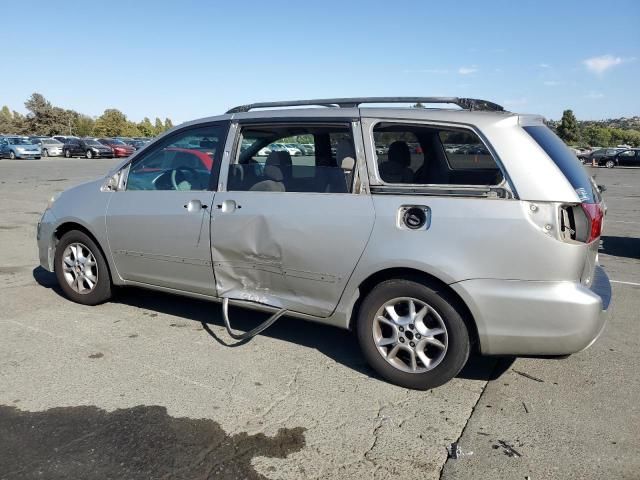 2009 Toyota Sienna CE