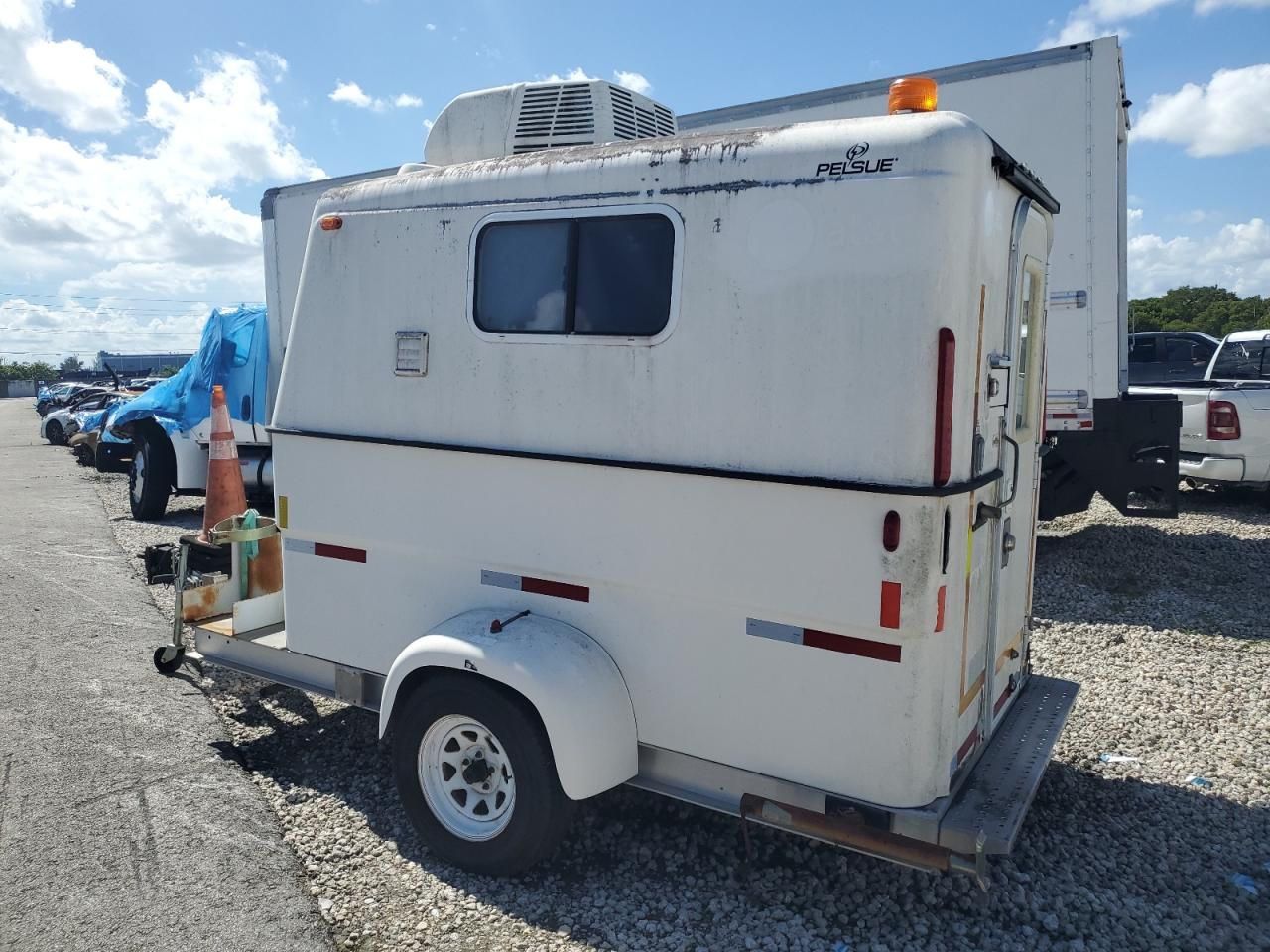 2015 Pelsue Fiber Optic Splicing Trailer