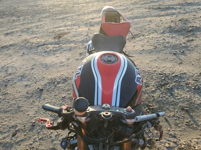 2006 Suzuki GSX-R1000