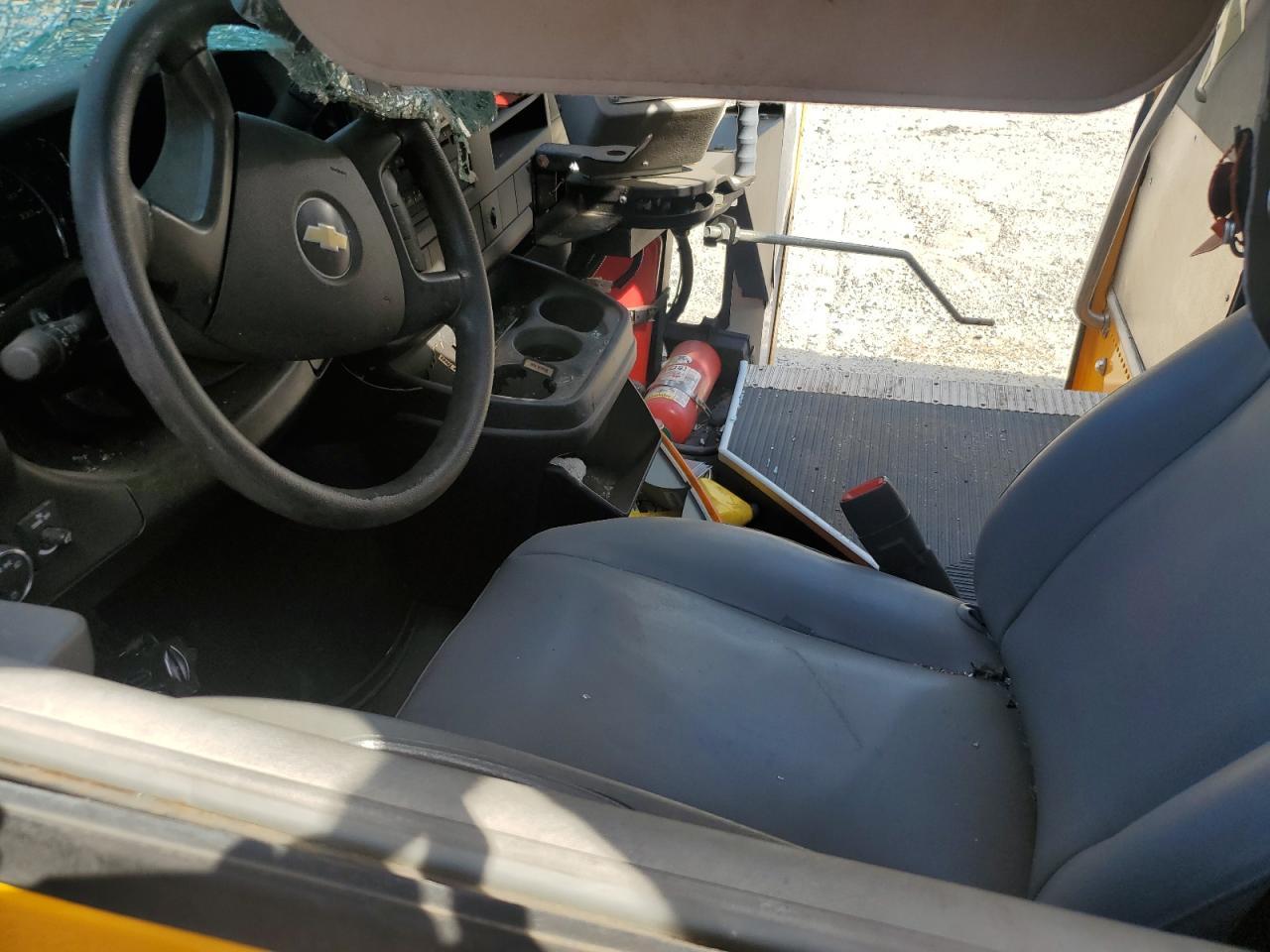 2010 Chev Express G3500