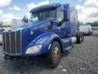 2017 Peterbilt 579 Semi Truck