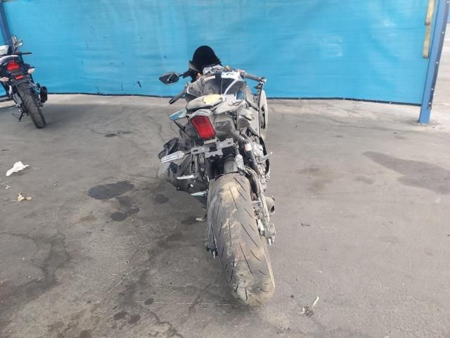 2025 Yamaha YZFR7