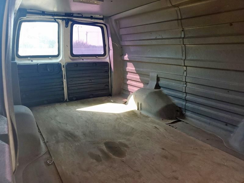 2017 Chevrolet Express G2500