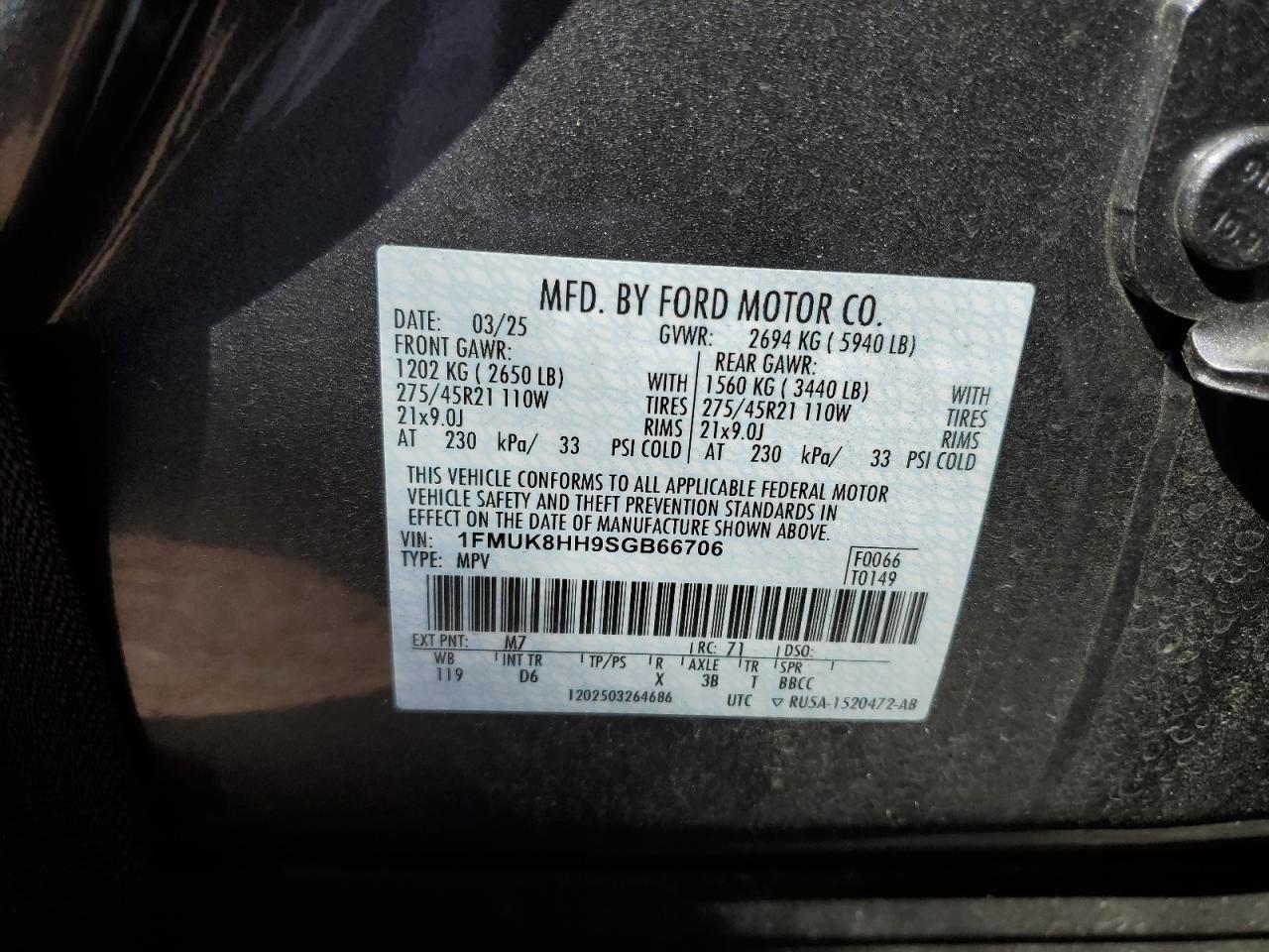 2025 Ford Explorer Platinum