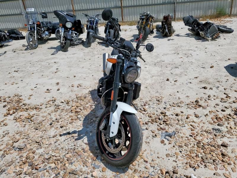 2022 Indian Motorcycle Co. FTR S