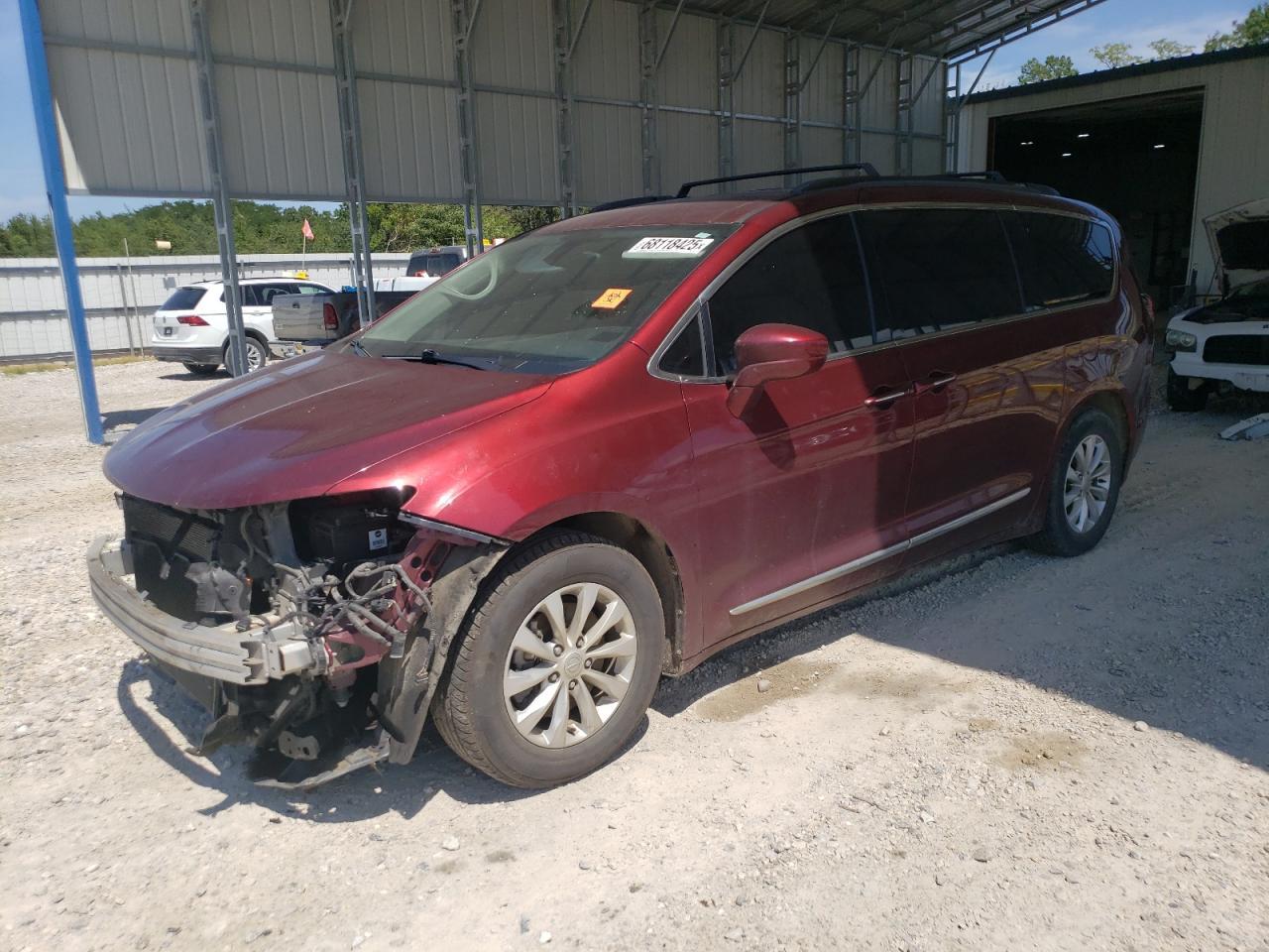 2017 Chrysler Pacifica Touring l