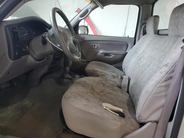 2004 Toyota Tacoma