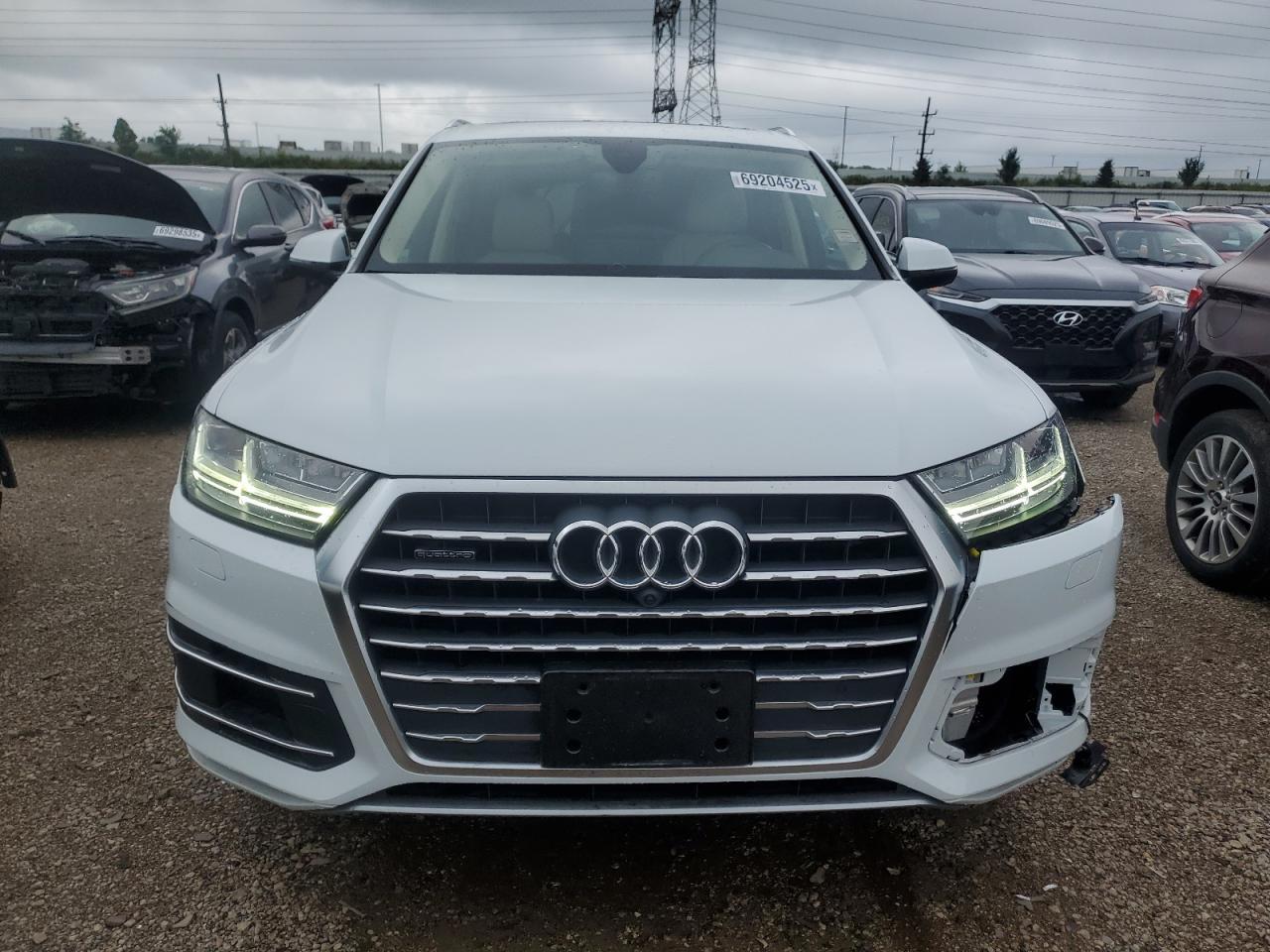 2018 Audi Q7 Premium Plus