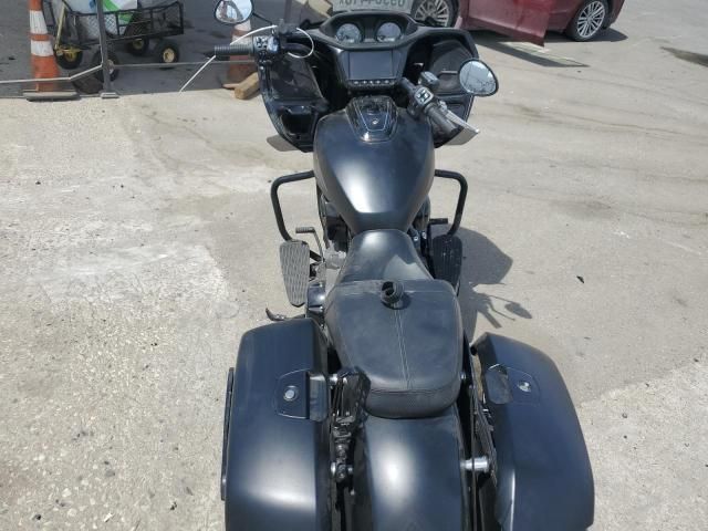 2023 Indian Motorcycle Co. Challenger Dark Horse