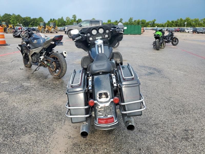 2009 Harley-Davidson Flhtcu