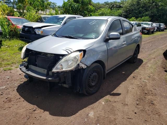 2013 Nissan Versa S