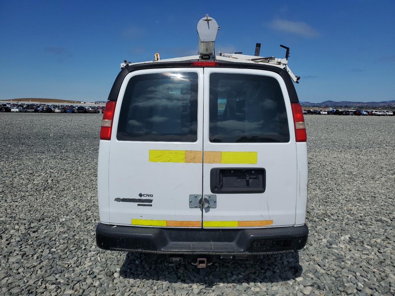 2012 Chev Express G2500