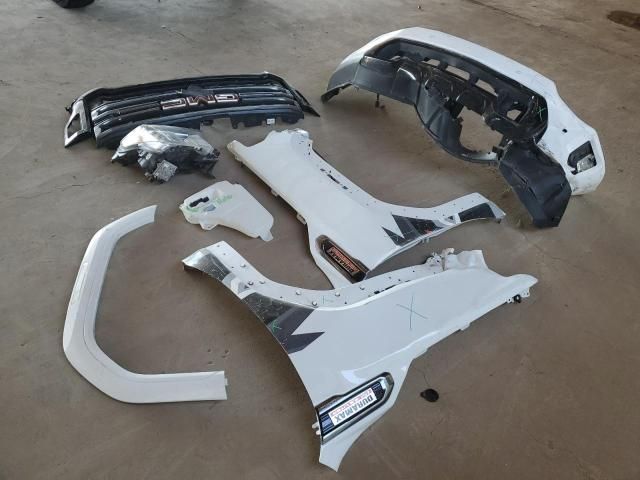 2022 GMC Sierra K2500 AT4