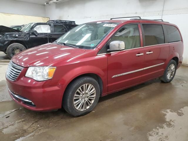 2015 Chrysler Town & Country Touring L