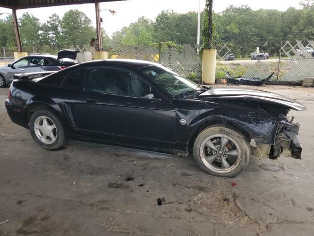 2004 Ford Mustang
